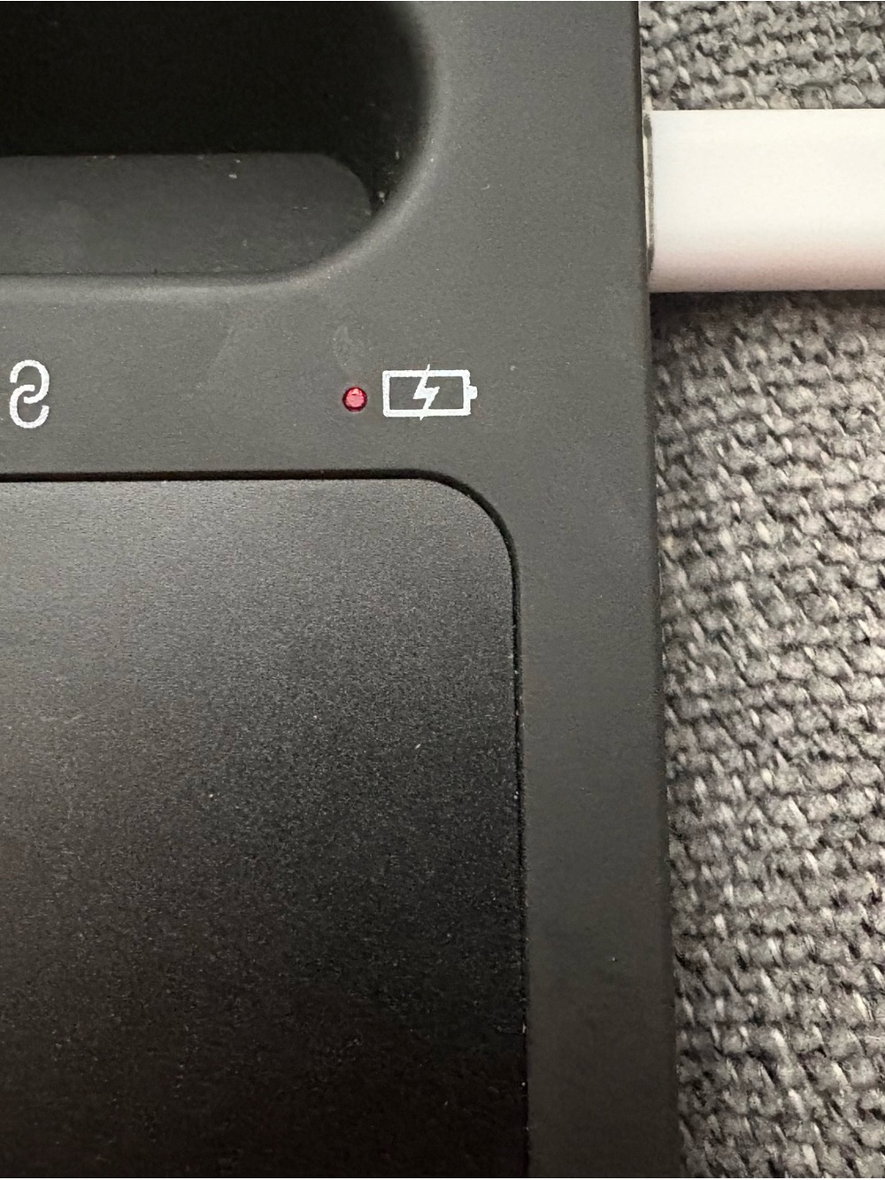 Wireless Multi-Device Keyboard with Touchpad - Picture 4 of 5